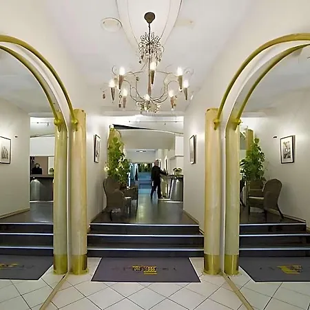 Hotel The Originals City, Artyster,